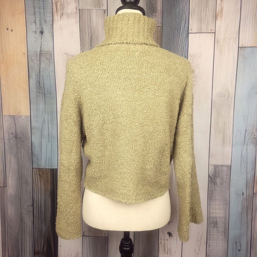Urban Outfitters Fuzzy Plush Turtleneck Sweater Bell Sleeves Olive Green Size XS - Picture 4 of 8